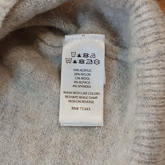 Silverflint Beige Embroidered Floral Boxy Sweater Womens Medium Wool Alpaca - Picture 8 of 8